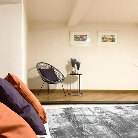 Domus Orefici - Wide And Modern Prestigious House Genova